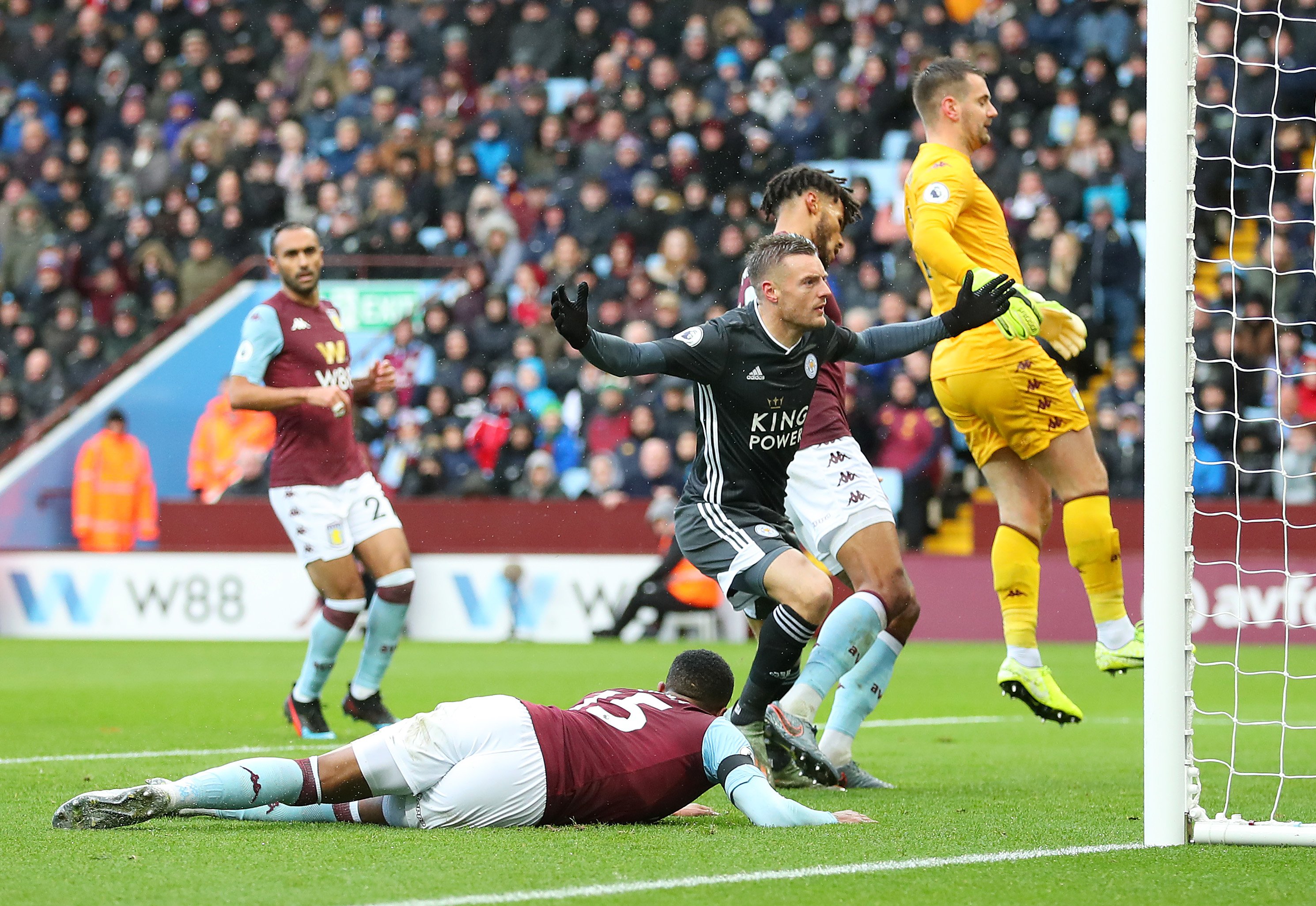 场均得分超 场均得分超