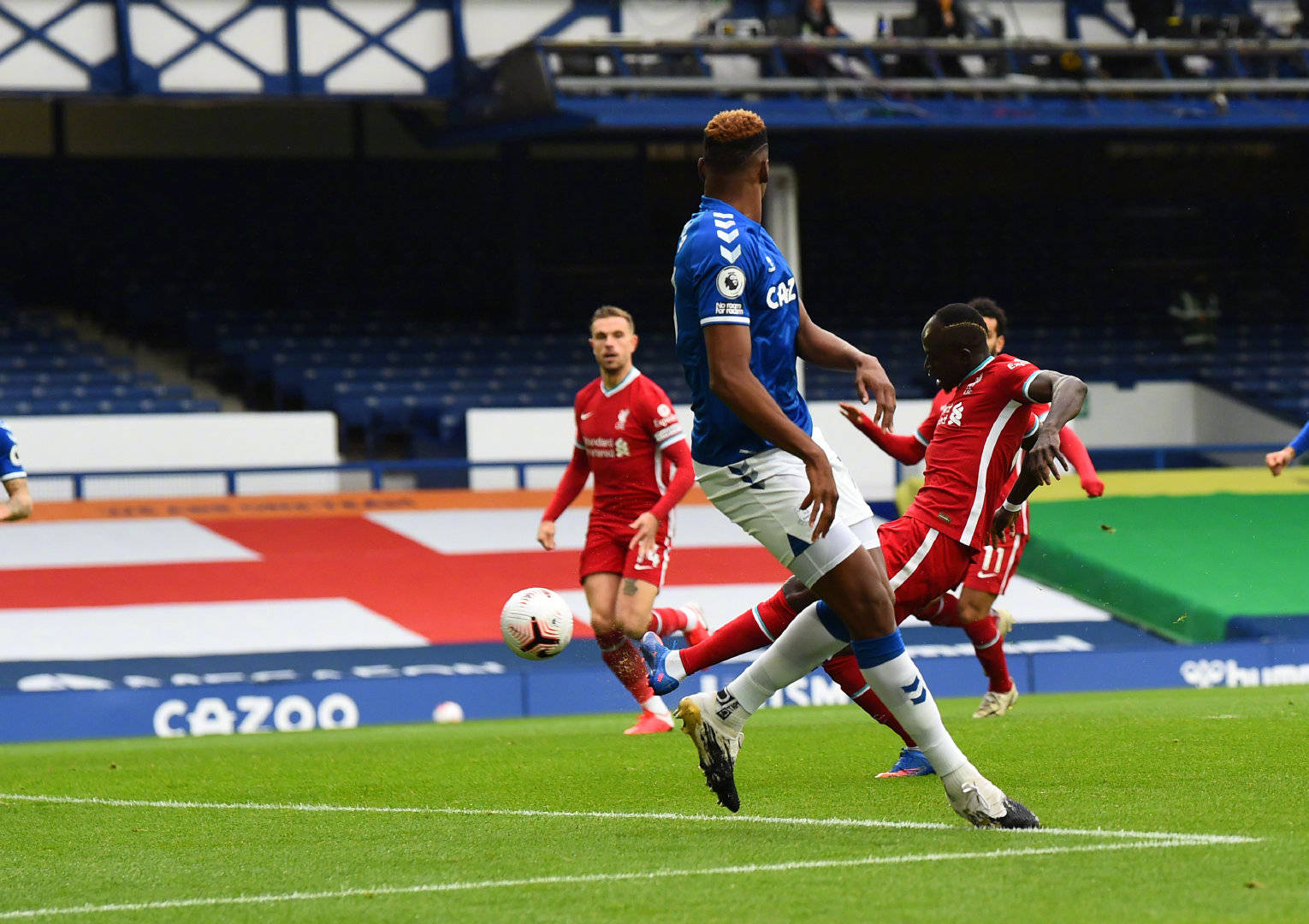 他的一系列 他的一系列